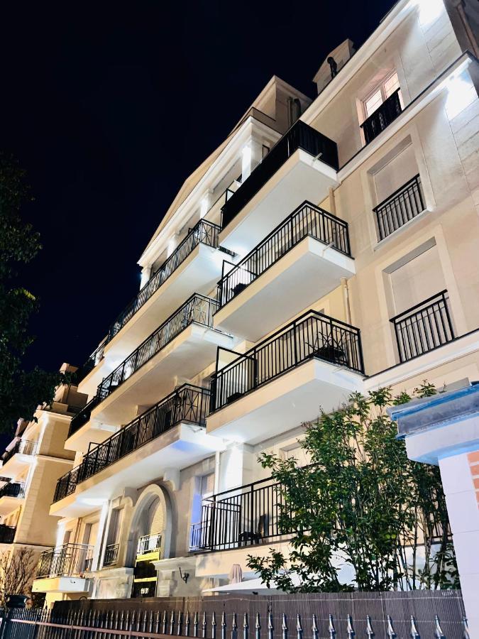 Les Residences De Djibril Le Blanc-Mesnil Zewnętrze zdjęcie