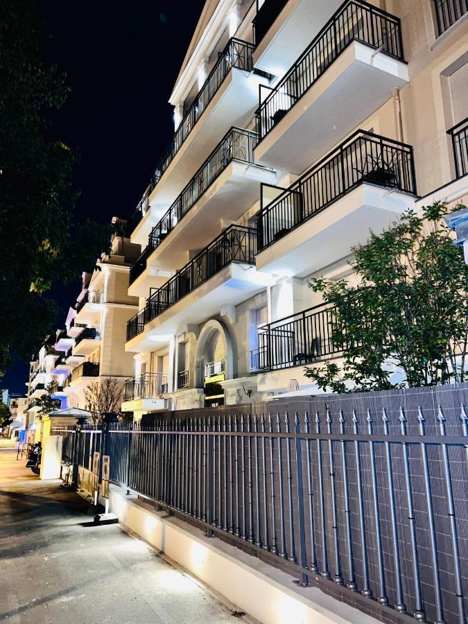 Les Residences De Djibril Le Blanc-Mesnil Zewnętrze zdjęcie
