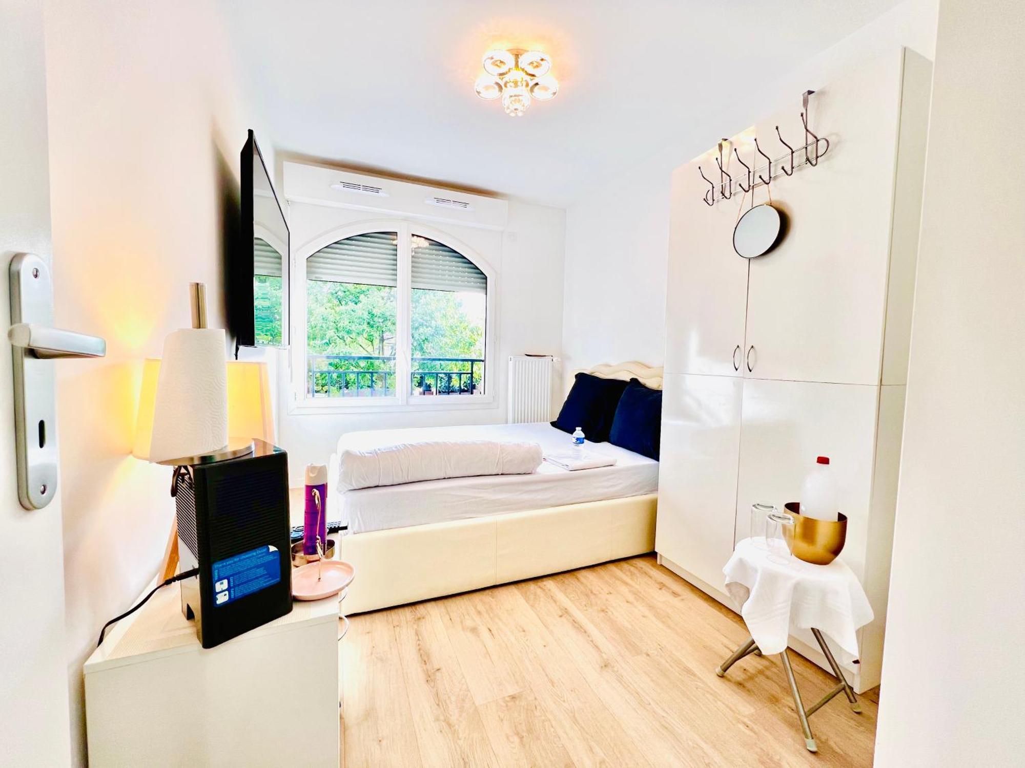 Les Residences De Djibril Le Blanc-Mesnil Zewnętrze zdjęcie