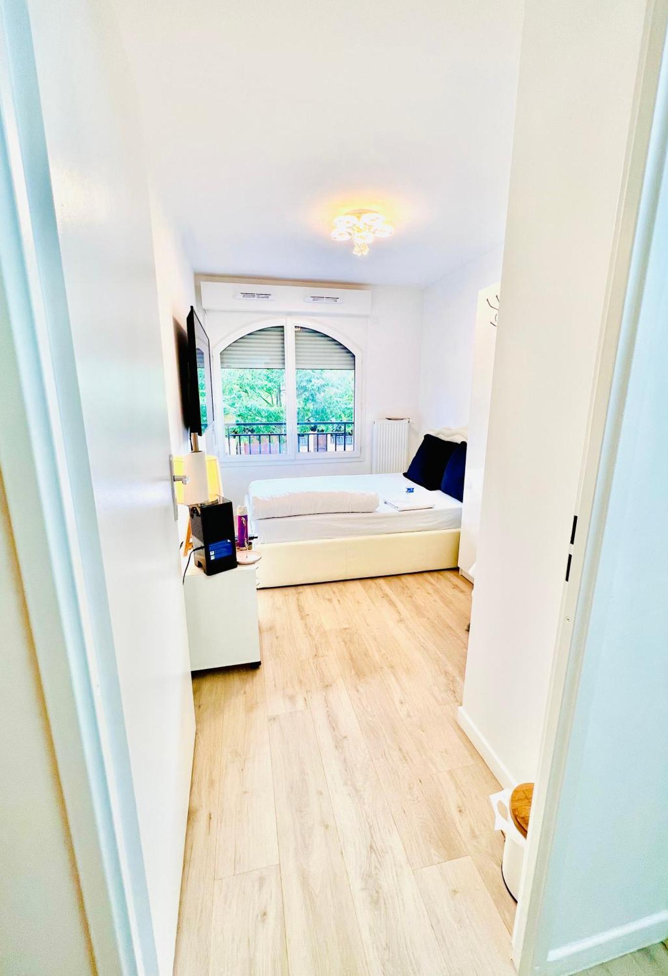 Les Residences De Djibril Le Blanc-Mesnil Zewnętrze zdjęcie
