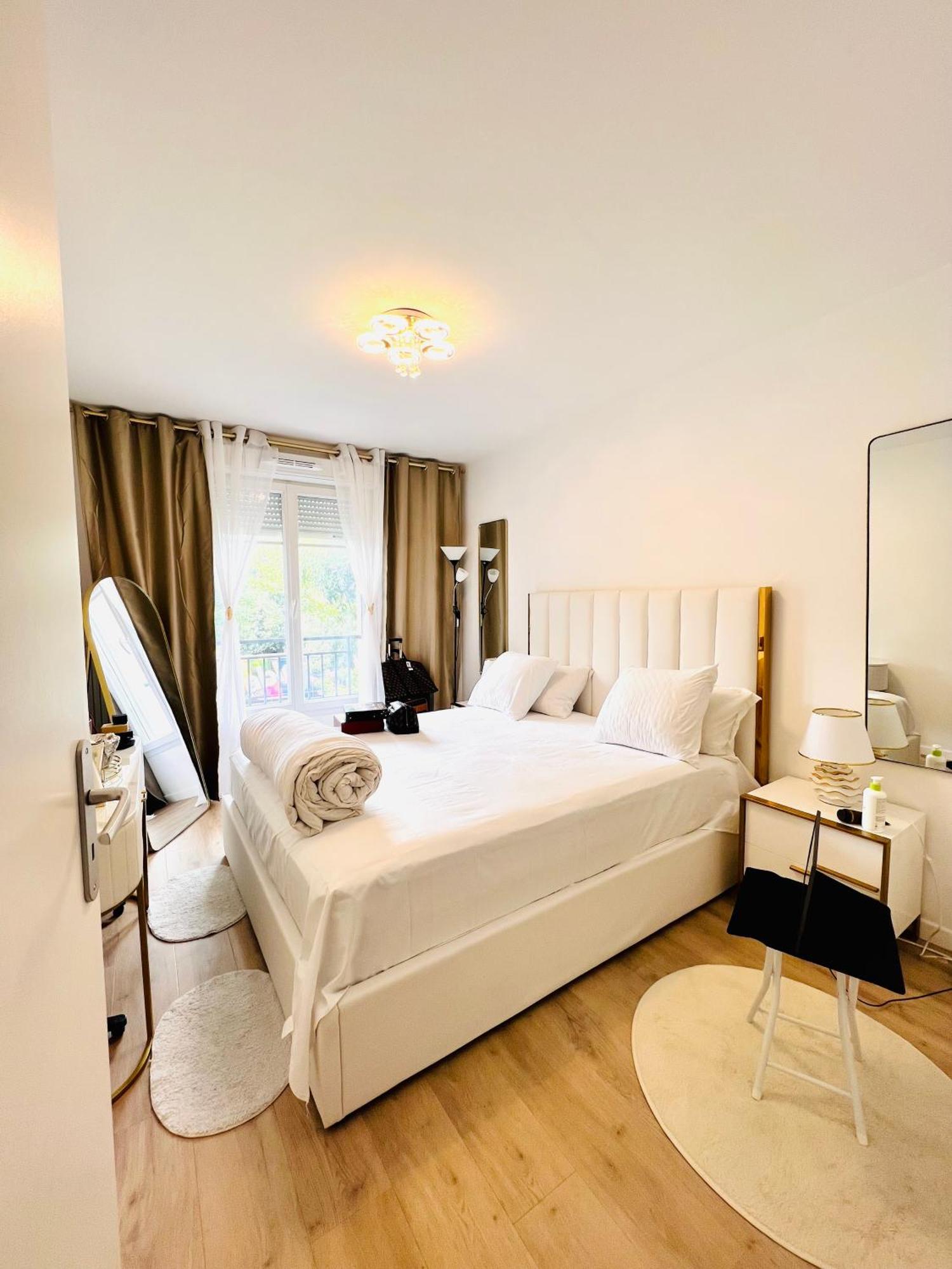 Les Residences De Djibril Le Blanc-Mesnil Zewnętrze zdjęcie