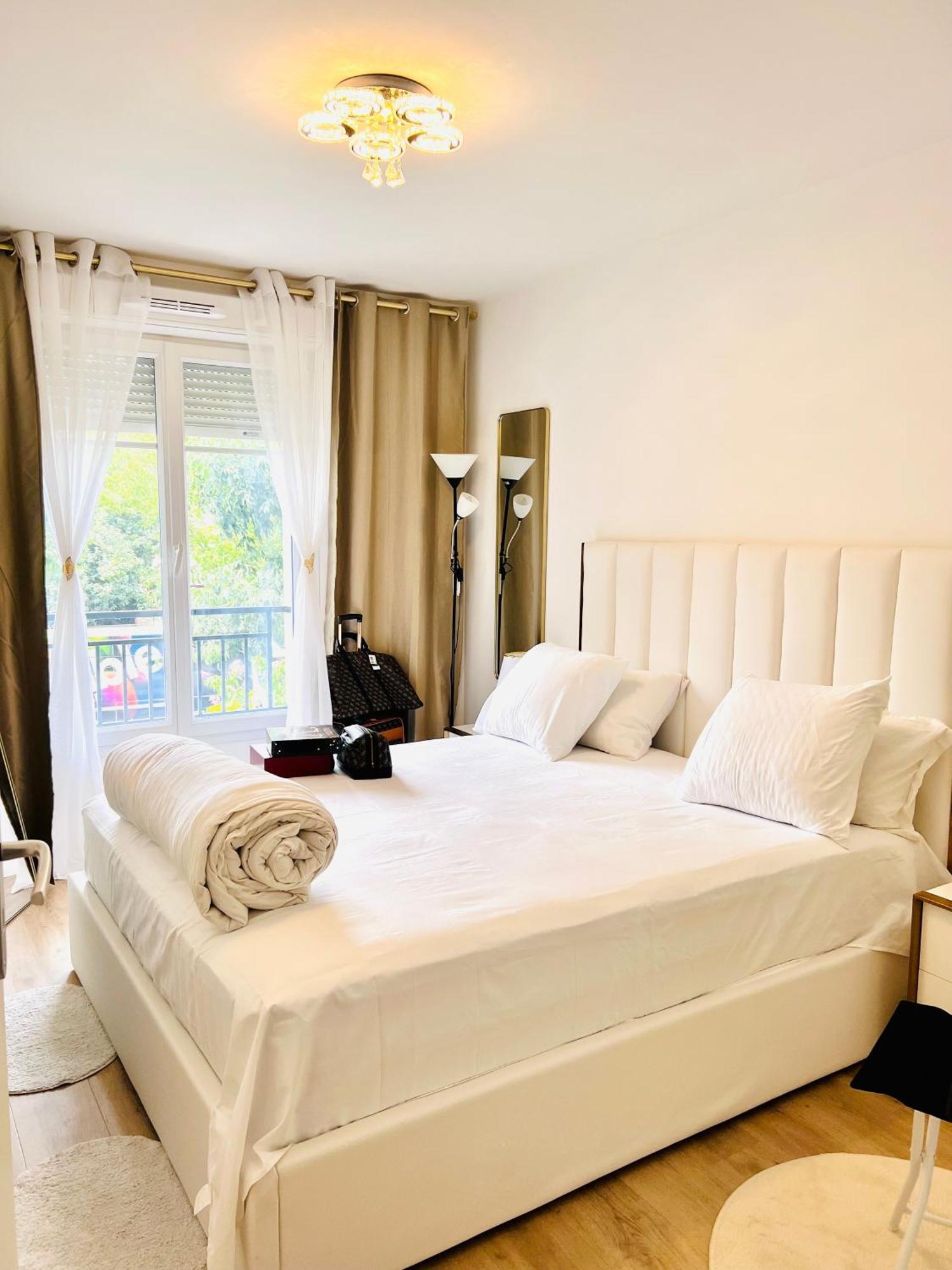 Les Residences De Djibril Le Blanc-Mesnil Zewnętrze zdjęcie